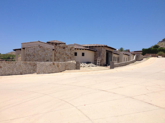 San Jose del Cabo Property